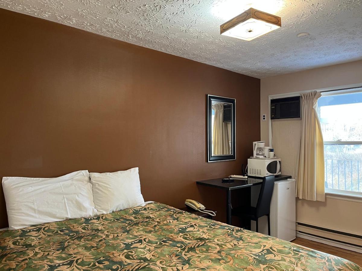 Old Mill Motel Blind River Exterior foto